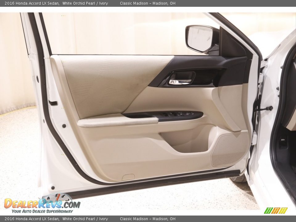 2016 Honda Accord LX Sedan White Orchid Pearl / Ivory Photo #4