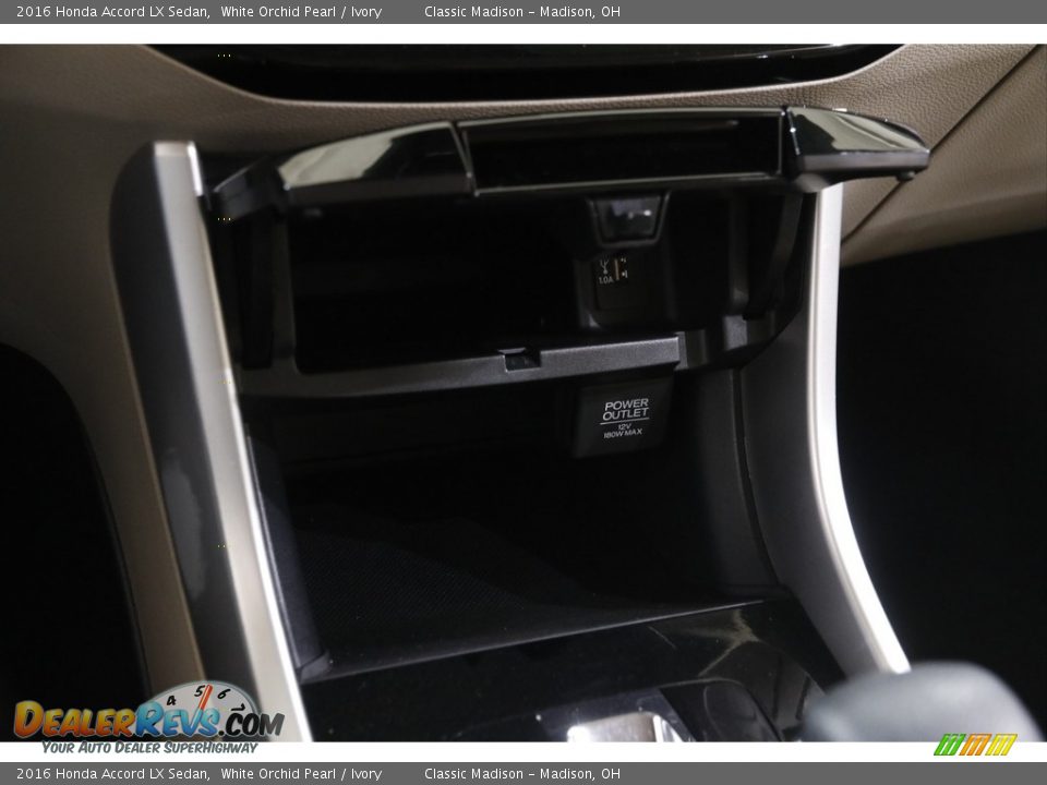 2016 Honda Accord LX Sedan White Orchid Pearl / Ivory Photo #14