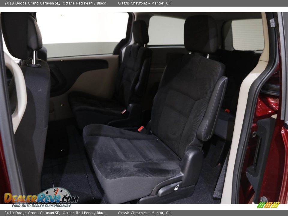 2019 Dodge Grand Caravan SE Octane Red Pearl / Black Photo #17