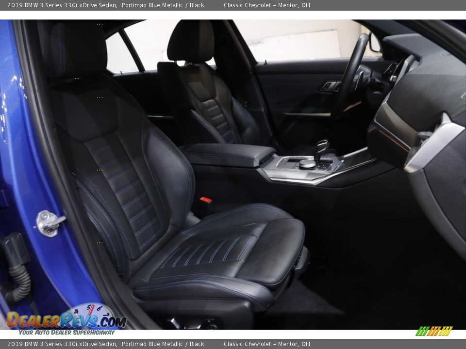 2019 BMW 3 Series 330i xDrive Sedan Portimao Blue Metallic / Black Photo #18