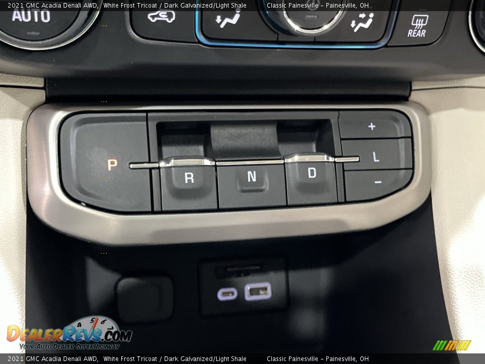 2021 GMC Acadia Denali AWD Shifter Photo #16