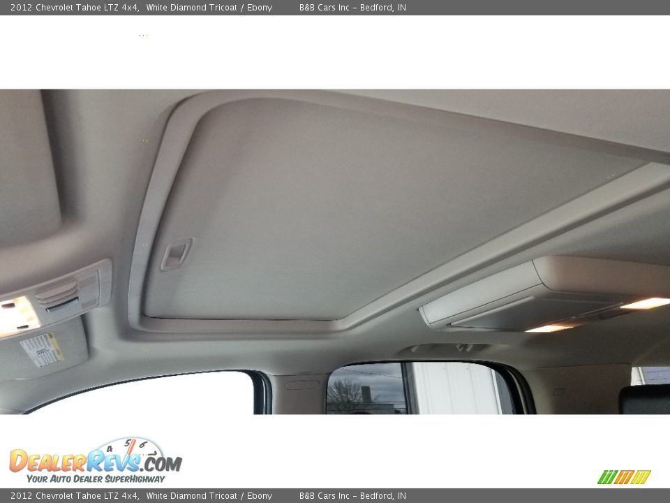 2012 Chevrolet Tahoe LTZ 4x4 White Diamond Tricoat / Ebony Photo #20