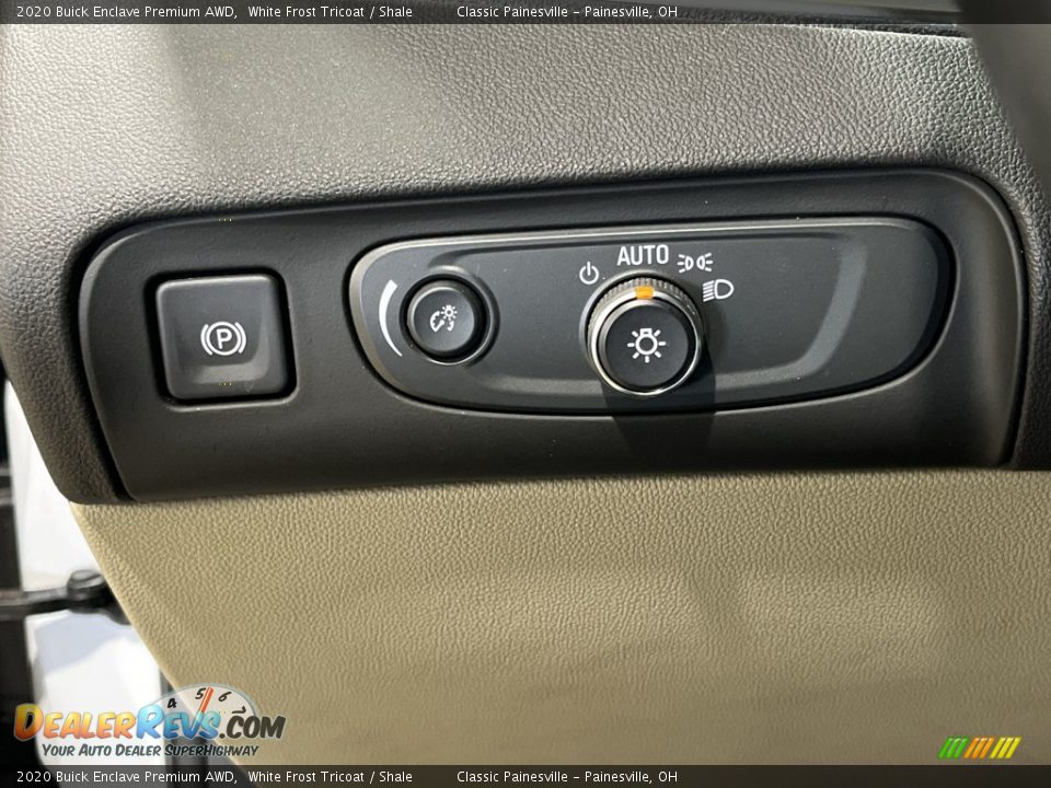 Controls of 2020 Buick Enclave Premium AWD Photo #18