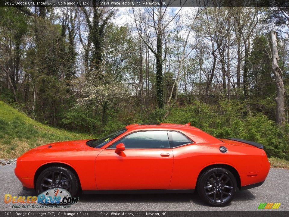 Go Mango 2021 Dodge Challenger SXT Photo #1