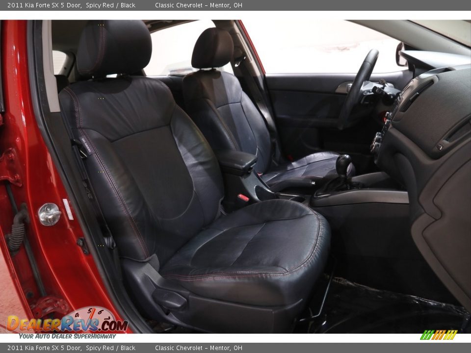 2011 Kia Forte SX 5 Door Spicy Red / Black Photo #13