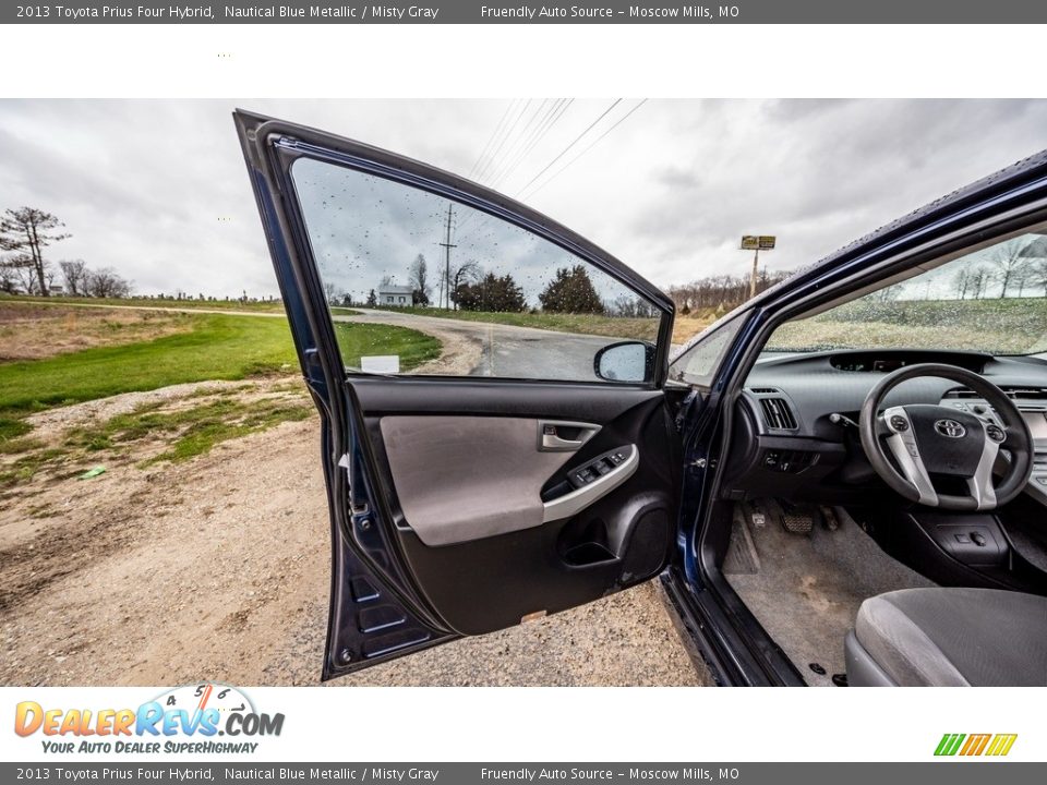 2013 Toyota Prius Four Hybrid Nautical Blue Metallic / Misty Gray Photo #20