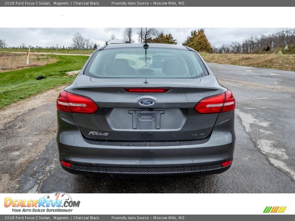 2018 Ford Focus S Sedan Magnetic / Charcoal Black Photo #5