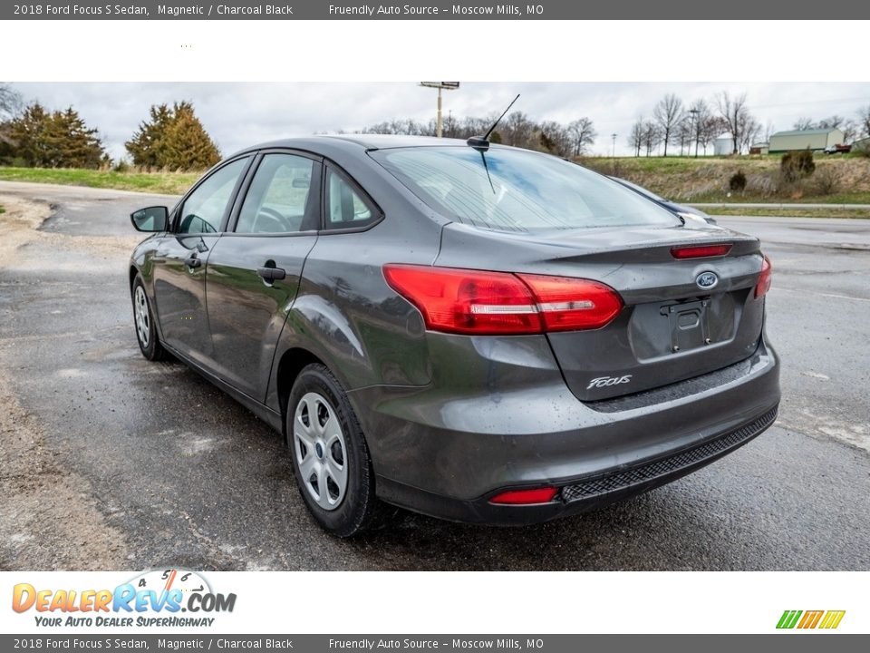 2018 Ford Focus S Sedan Magnetic / Charcoal Black Photo #6