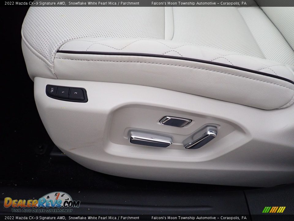 Front Seat of 2022 Mazda CX-9 Signature AWD Photo #15