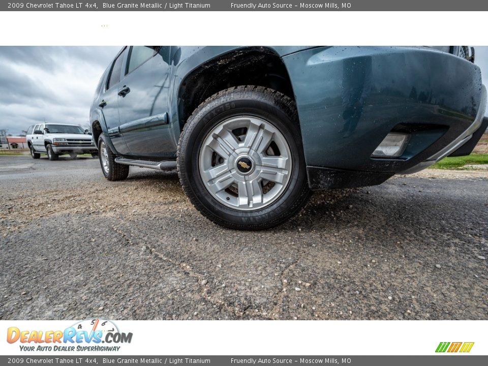 2009 Chevrolet Tahoe LT 4x4 Blue Granite Metallic / Light Titanium Photo #2