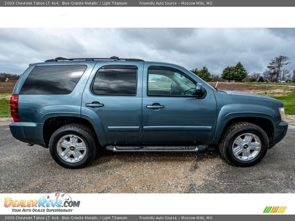 2009 Chevrolet Tahoe LT 4x4 Blue Granite Metallic / Light Titanium Photo #3