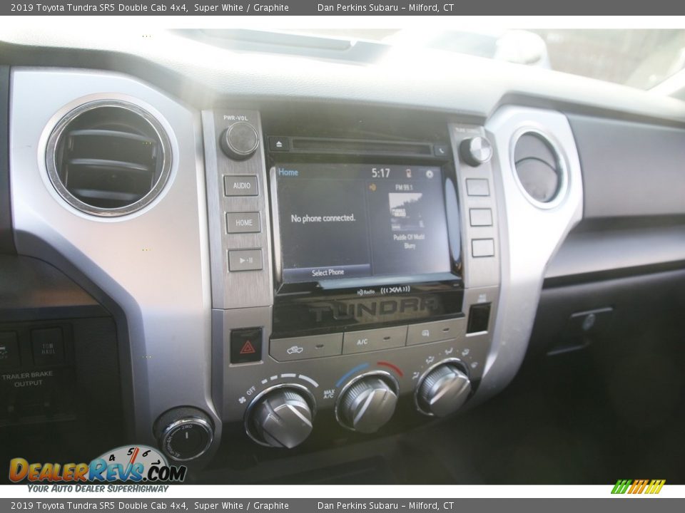 2019 Toyota Tundra SR5 Double Cab 4x4 Super White / Graphite Photo #18