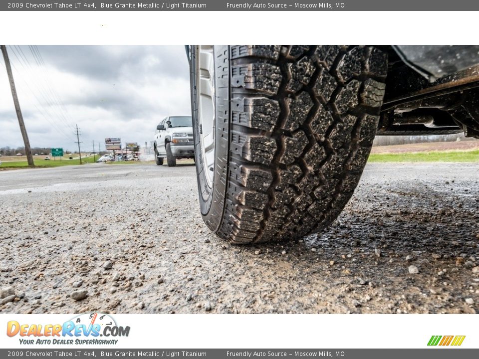 2009 Chevrolet Tahoe LT 4x4 Blue Granite Metallic / Light Titanium Photo #12