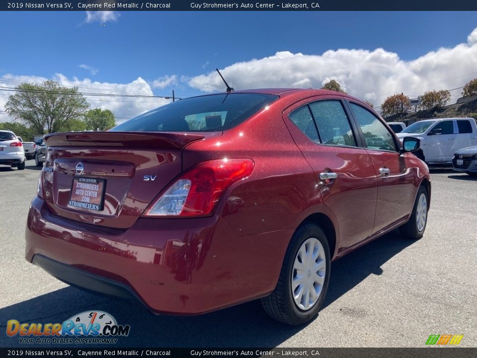 2019 Nissan Versa SV Cayenne Red Metallic / Charcoal Photo #7