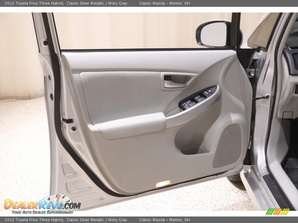 2013 Toyota Prius Three Hybrid Classic Silver Metallic / Misty Gray Photo #4