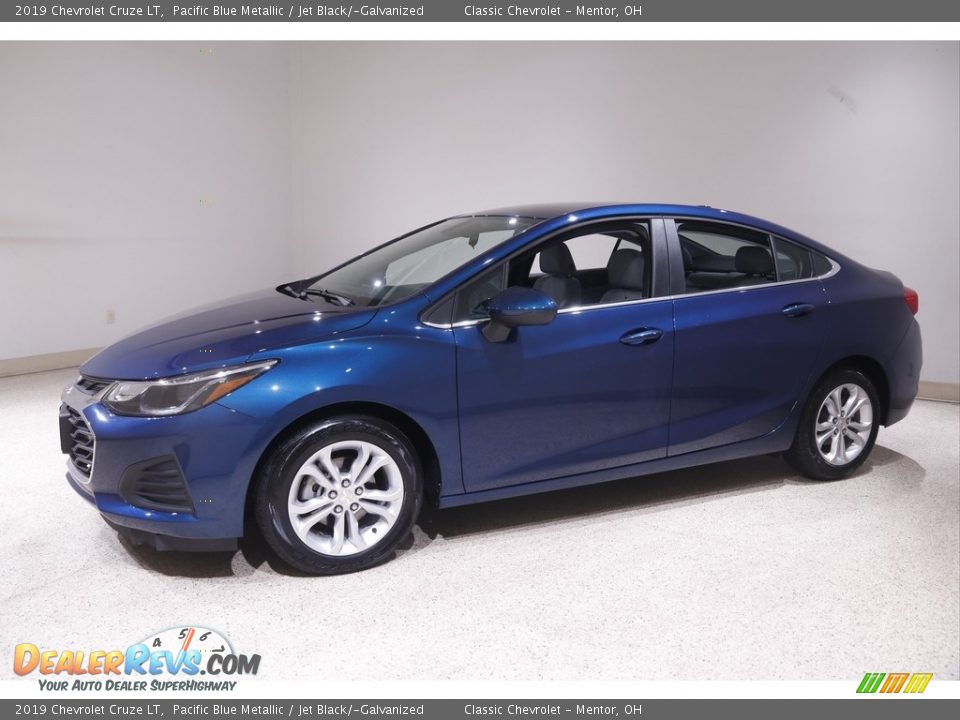 2019 Chevrolet Cruze LT Pacific Blue Metallic / Jet Black/­Galvanized Photo #3