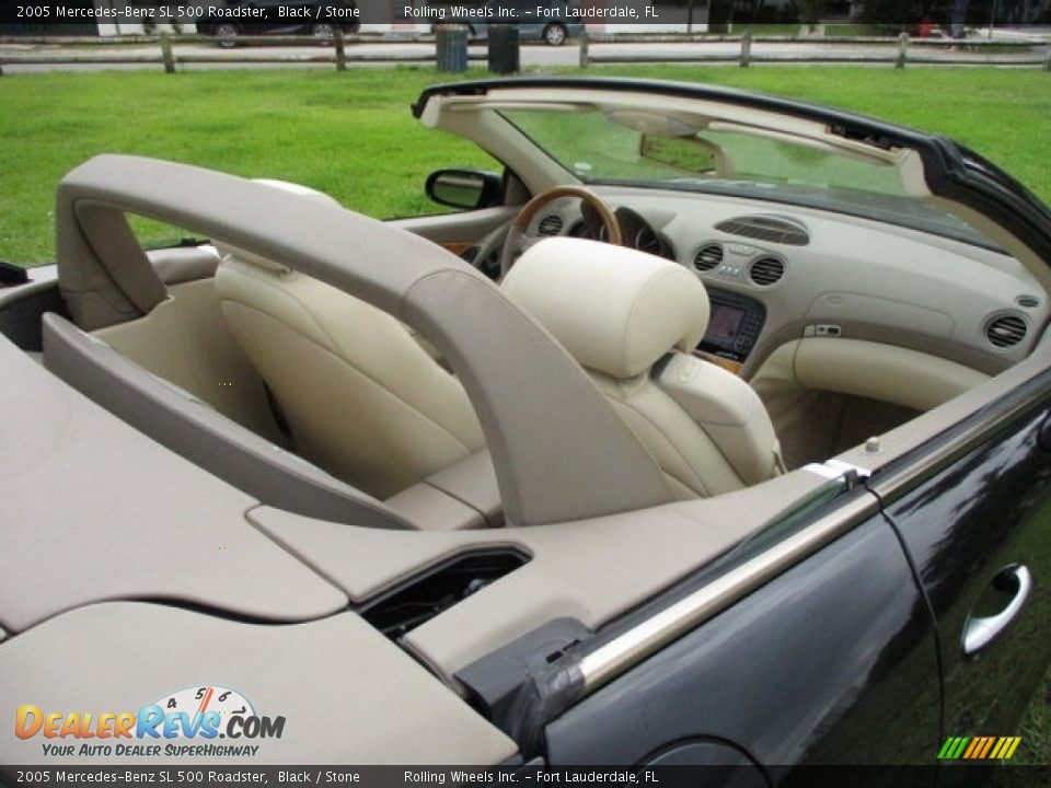 2005 Mercedes-Benz SL 500 Roadster Black / Stone Photo #32