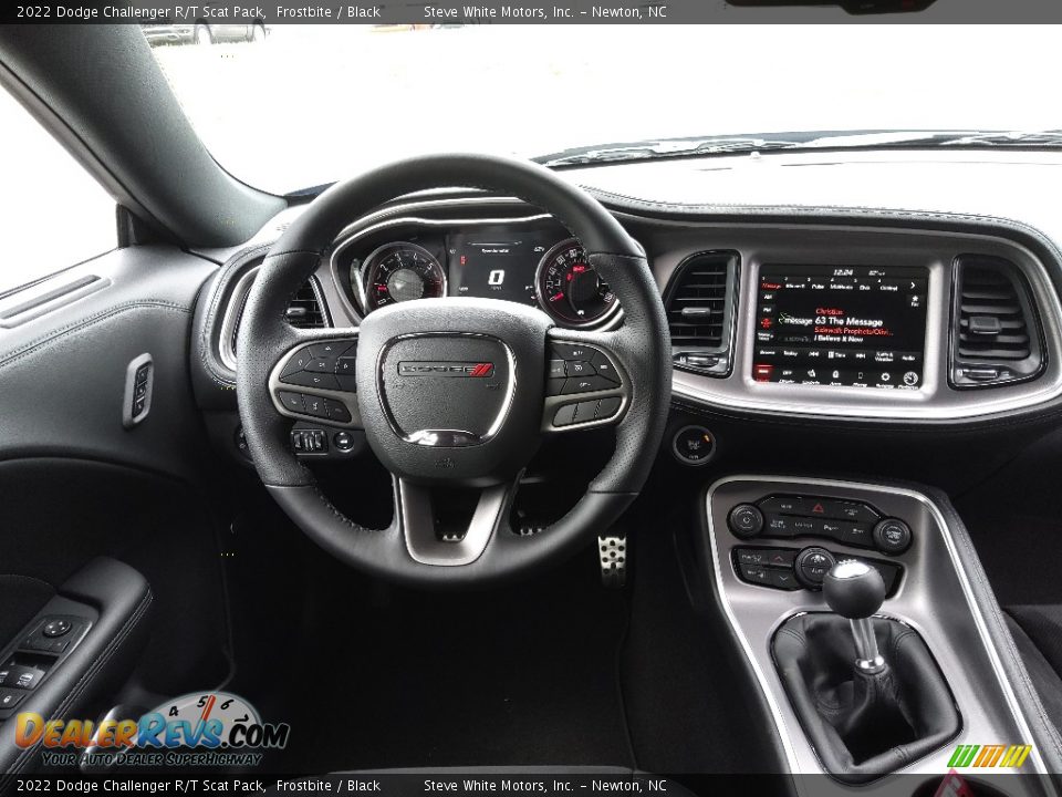Dashboard of 2022 Dodge Challenger R/T Scat Pack Photo #16