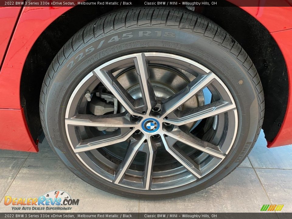 2022 BMW 3 Series 330e xDrive Sedan Wheel Photo #3