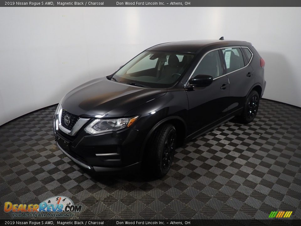 2019 Nissan Rogue S AWD Magnetic Black / Charcoal Photo #9