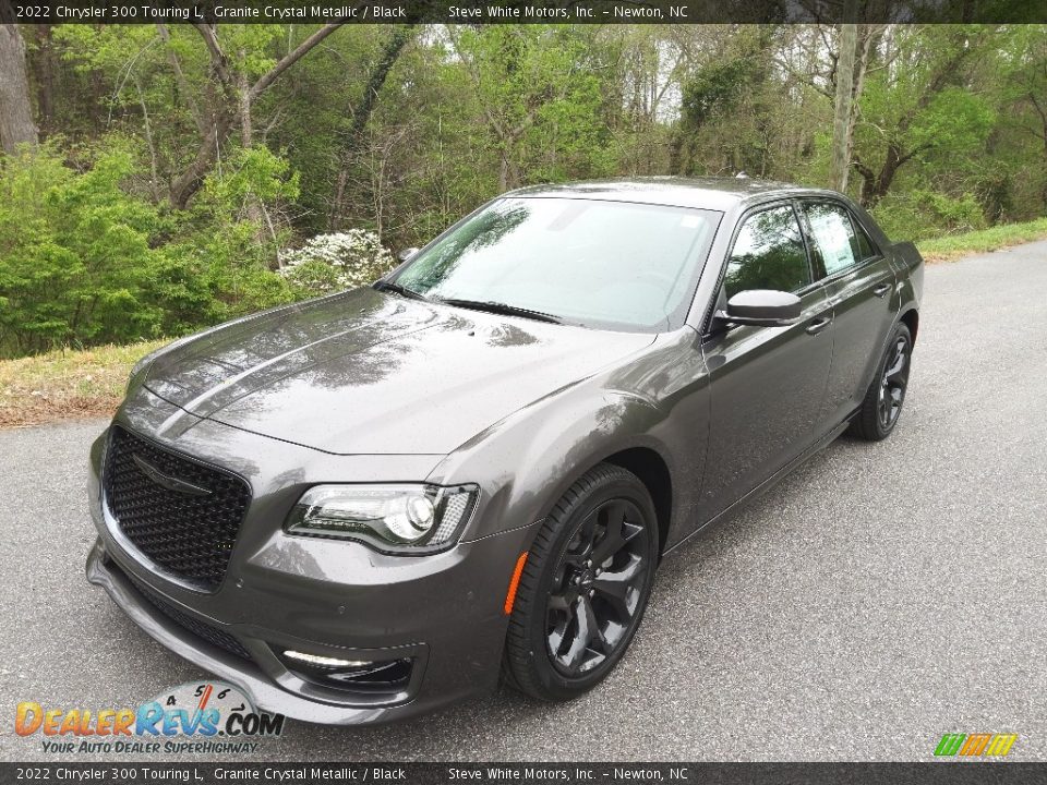 2022 Chrysler 300 Touring L Granite Crystal Metallic / Black Photo #2