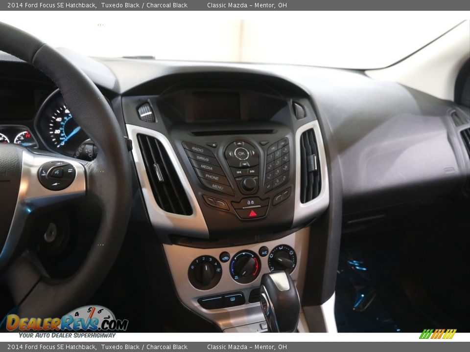2014 Ford Focus SE Hatchback Tuxedo Black / Charcoal Black Photo #9