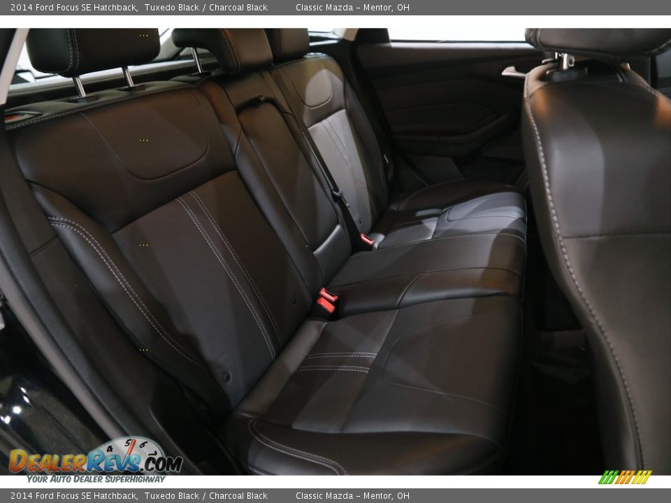 2014 Ford Focus SE Hatchback Tuxedo Black / Charcoal Black Photo #15