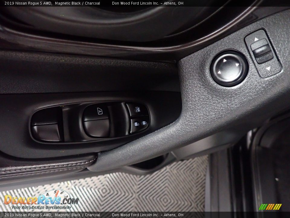 2019 Nissan Rogue S AWD Magnetic Black / Charcoal Photo #21