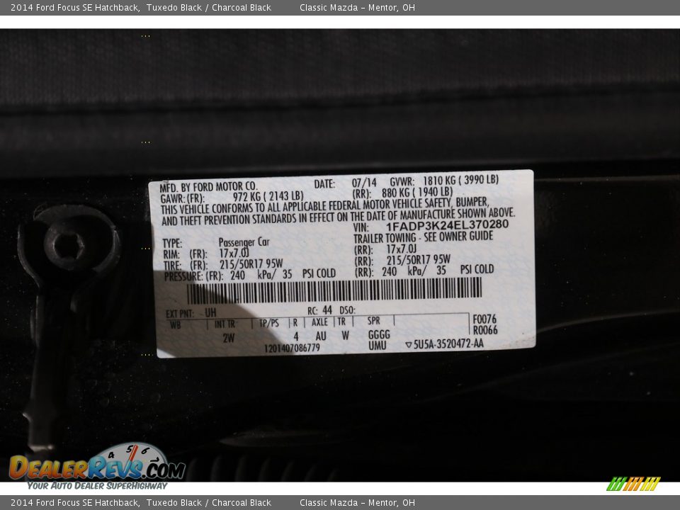 2014 Ford Focus SE Hatchback Tuxedo Black / Charcoal Black Photo #19