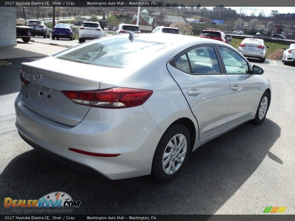 2017 Hyundai Elantra SE Silver / Gray Photo #8