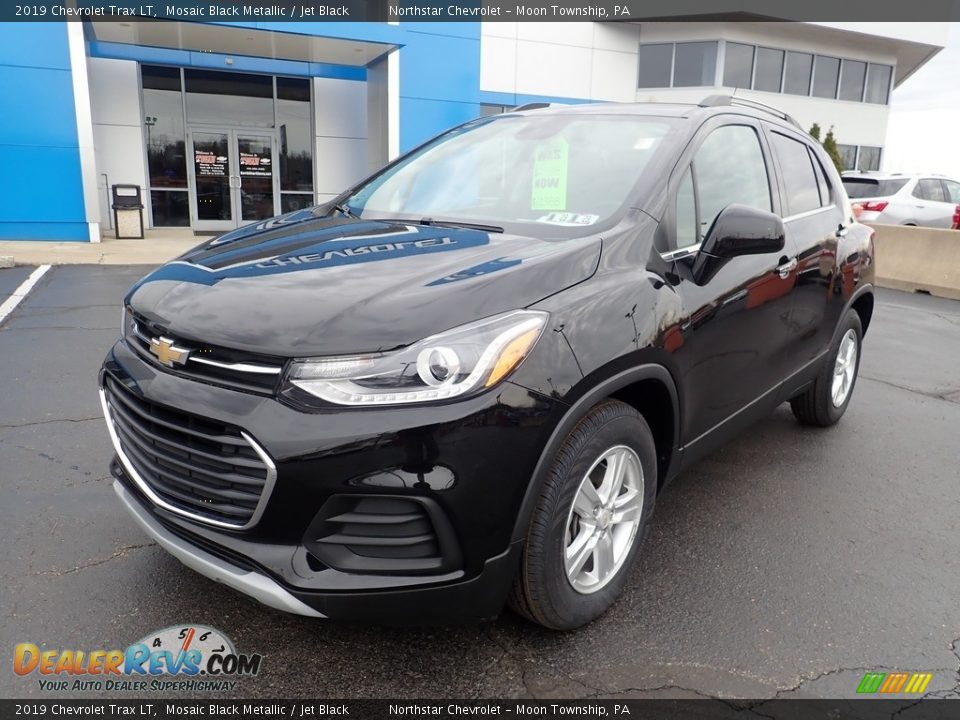 Mosaic Black Metallic 2019 Chevrolet Trax LT Photo #2