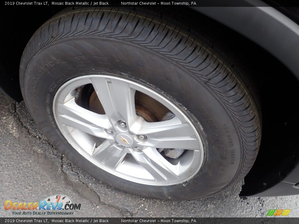 2019 Chevrolet Trax LT Wheel Photo #14