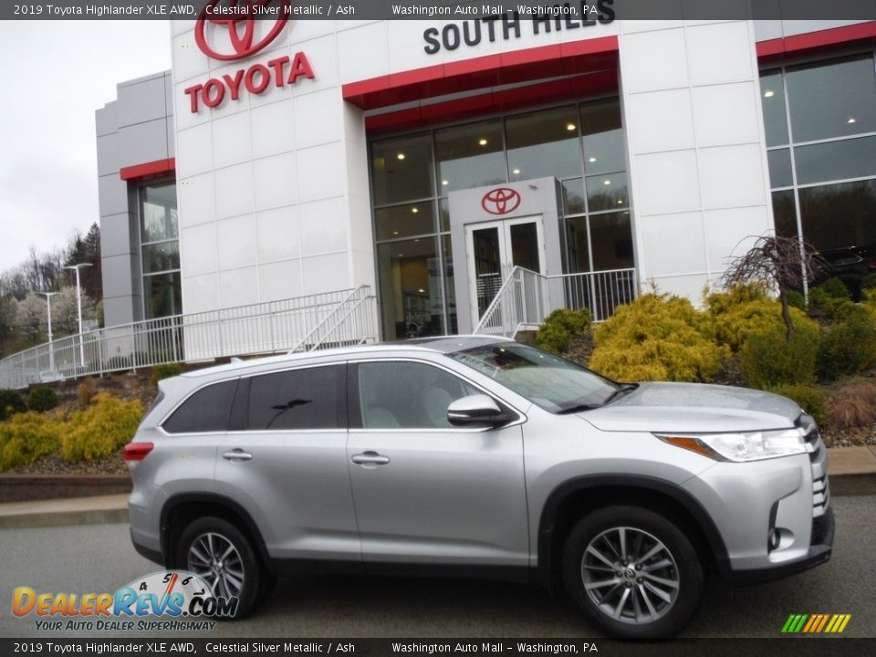 2019 Toyota Highlander XLE AWD Celestial Silver Metallic / Ash Photo #2