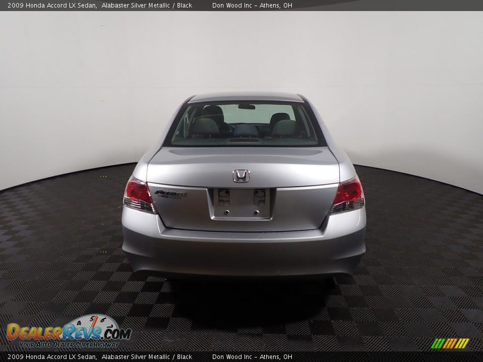 2009 Honda Accord LX Sedan Alabaster Silver Metallic / Black Photo #11