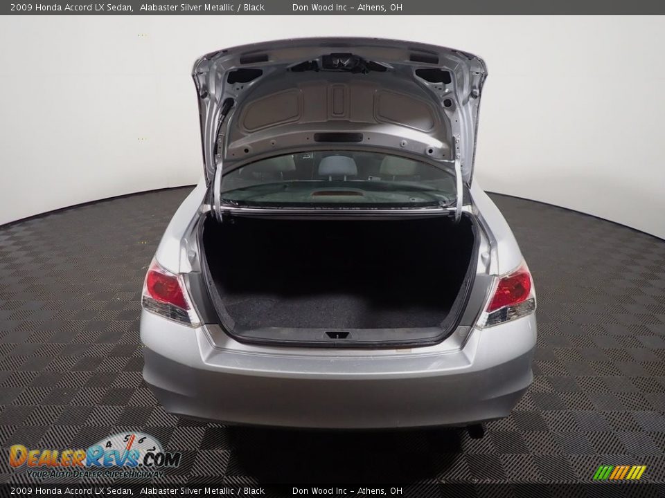 2009 Honda Accord LX Sedan Alabaster Silver Metallic / Black Photo #12