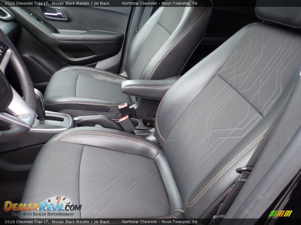 Front Seat of 2019 Chevrolet Trax LT Photo #20