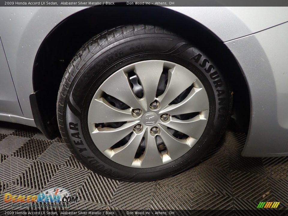 2009 Honda Accord LX Sedan Alabaster Silver Metallic / Black Photo #16