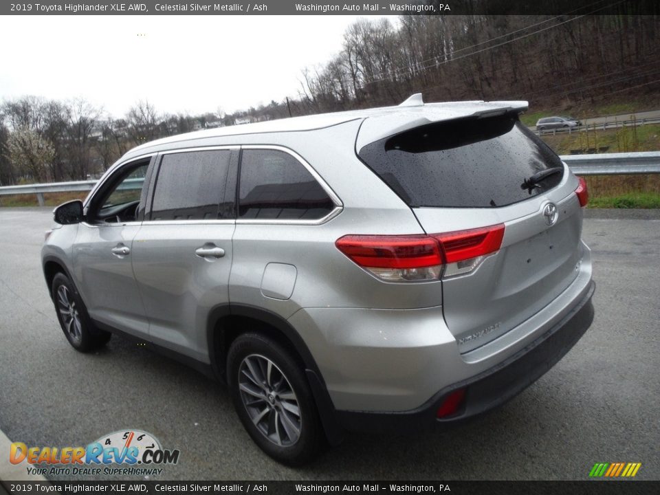 2019 Toyota Highlander XLE AWD Celestial Silver Metallic / Ash Photo #14