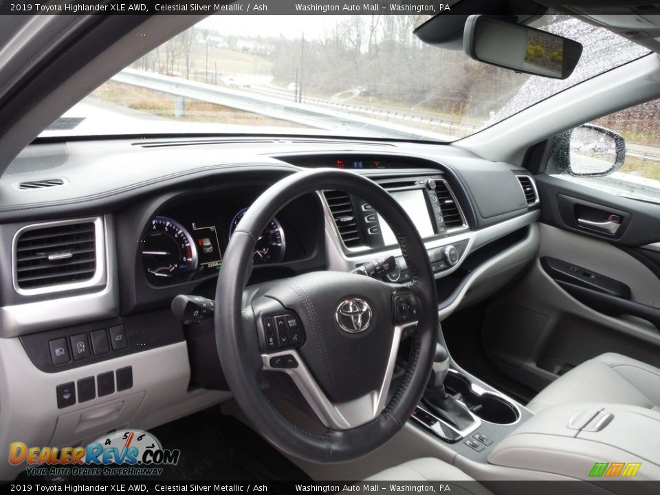 2019 Toyota Highlander XLE AWD Celestial Silver Metallic / Ash Photo #19