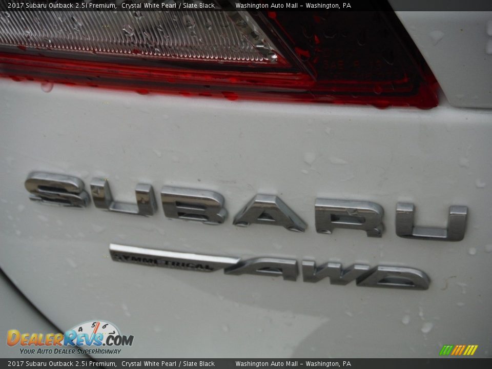 2017 Subaru Outback 2.5i Premium Crystal White Pearl / Slate Black Photo #18