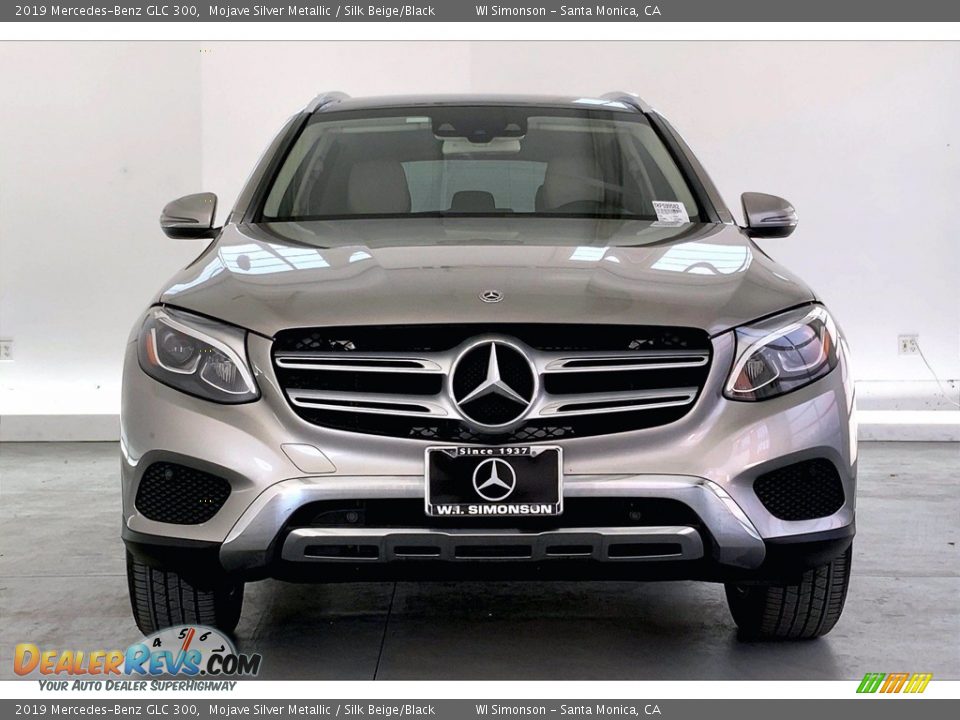 2019 Mercedes-Benz GLC 300 Mojave Silver Metallic / Silk Beige/Black Photo #2