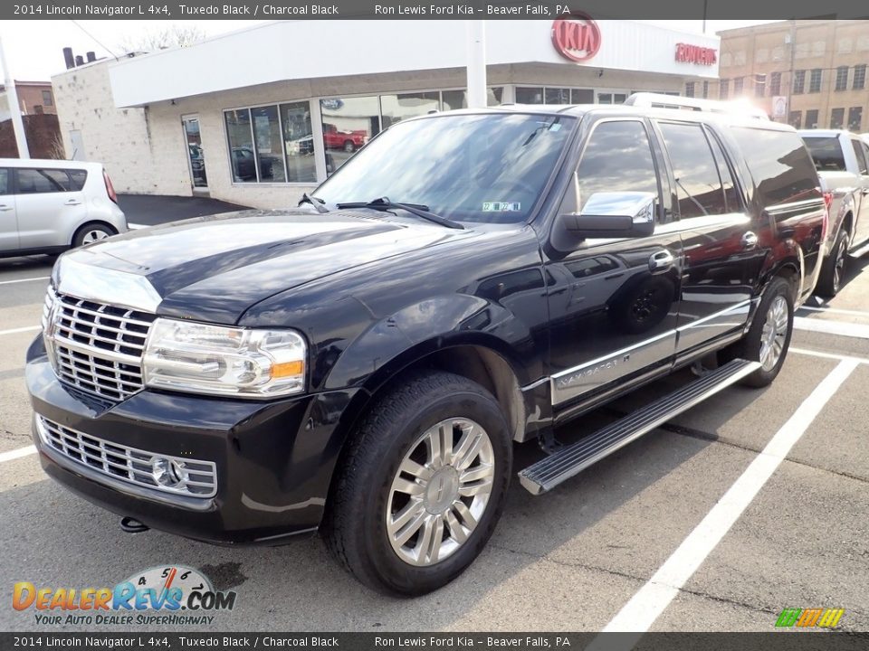 2014 Lincoln Navigator L 4x4 Tuxedo Black / Charcoal Black Photo #4
