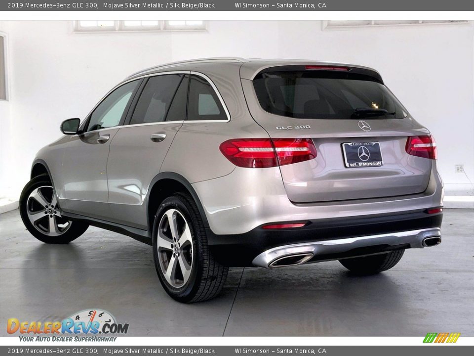 2019 Mercedes-Benz GLC 300 Mojave Silver Metallic / Silk Beige/Black Photo #10