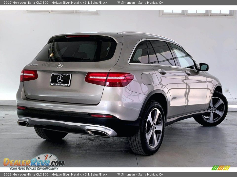 2019 Mercedes-Benz GLC 300 Mojave Silver Metallic / Silk Beige/Black Photo #13