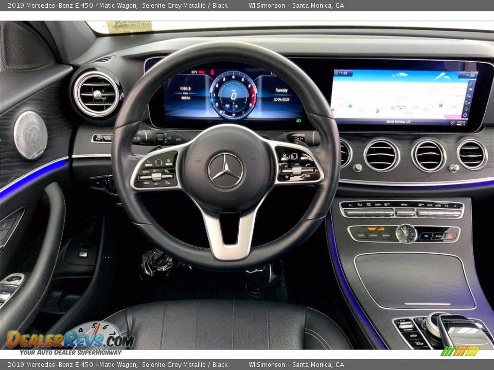 Dashboard of 2019 Mercedes-Benz E 450 4Matic Wagon Photo #4