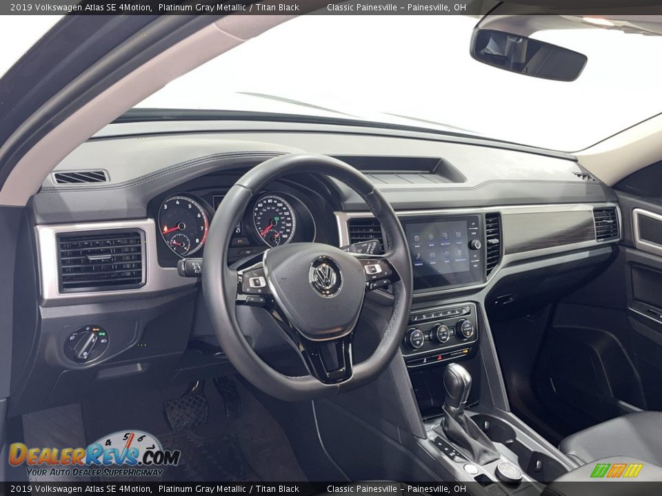 2019 Volkswagen Atlas SE 4Motion Platinum Gray Metallic / Titan Black Photo #10