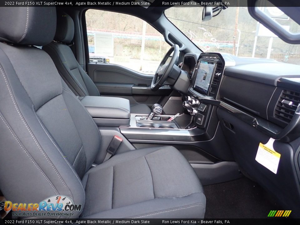 Front Seat of 2022 Ford F150 XLT SuperCrew 4x4 Photo #10