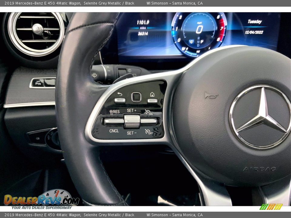 2019 Mercedes-Benz E 450 4Matic Wagon Steering Wheel Photo #21