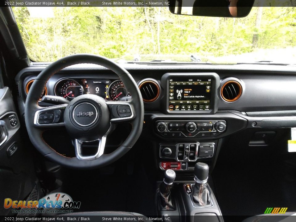 Dashboard of 2022 Jeep Gladiator Mojave 4x4 Photo #18