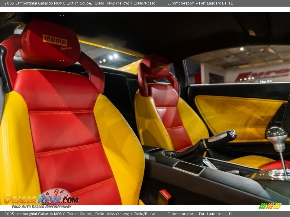 Front Seat of 2005 Lamborghini Gallardo MOMO Edition Coupe Photo #8